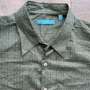Tori Richard Aloha Blue Polynesian Print Buttondown Men’s Size L